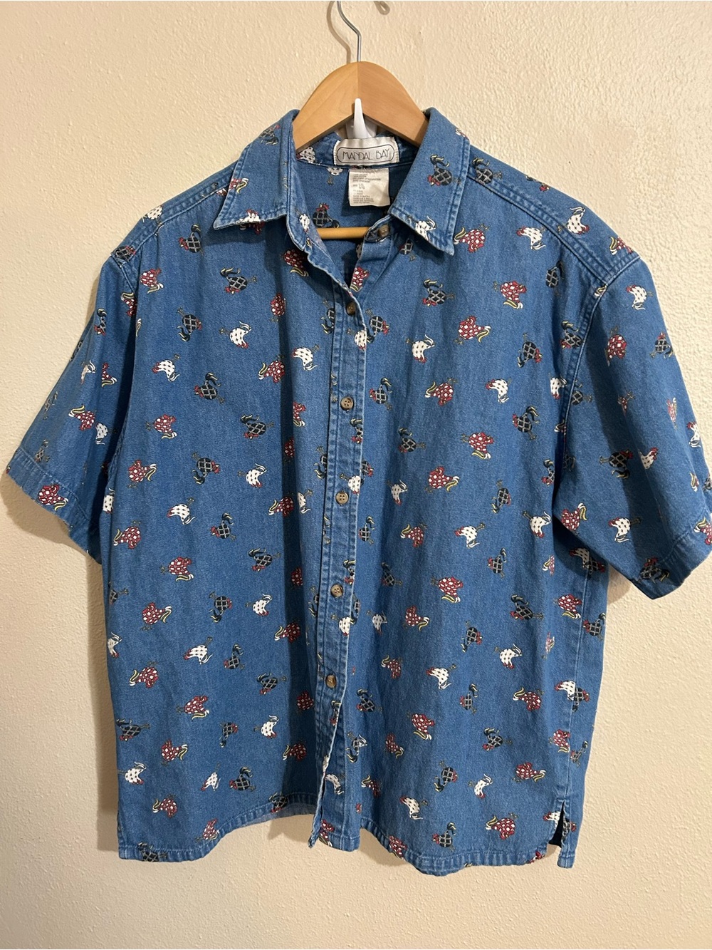 Mandal Bay Denim Short-Sleeve Button-Up Shirt Novelty Print Chicken Size L/XL